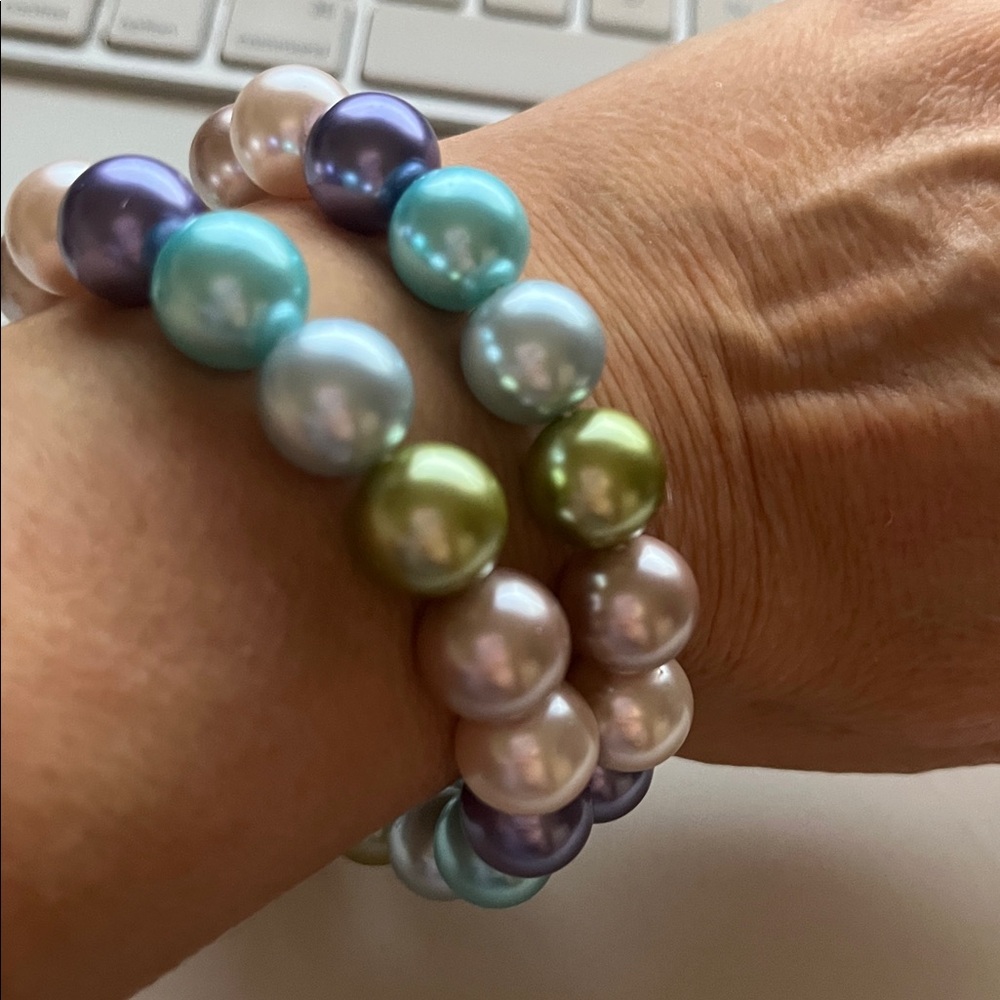 Multicolor Pearl Beaded Bracelets - Picture 3 of 3